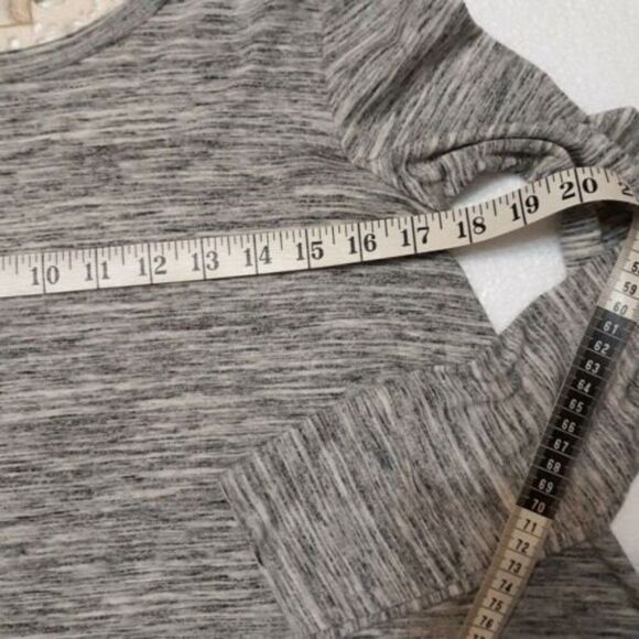 Altar'd State Womens Sz Small Pullover Swing Top With Lace Swing Fit - Picture 7 of 8